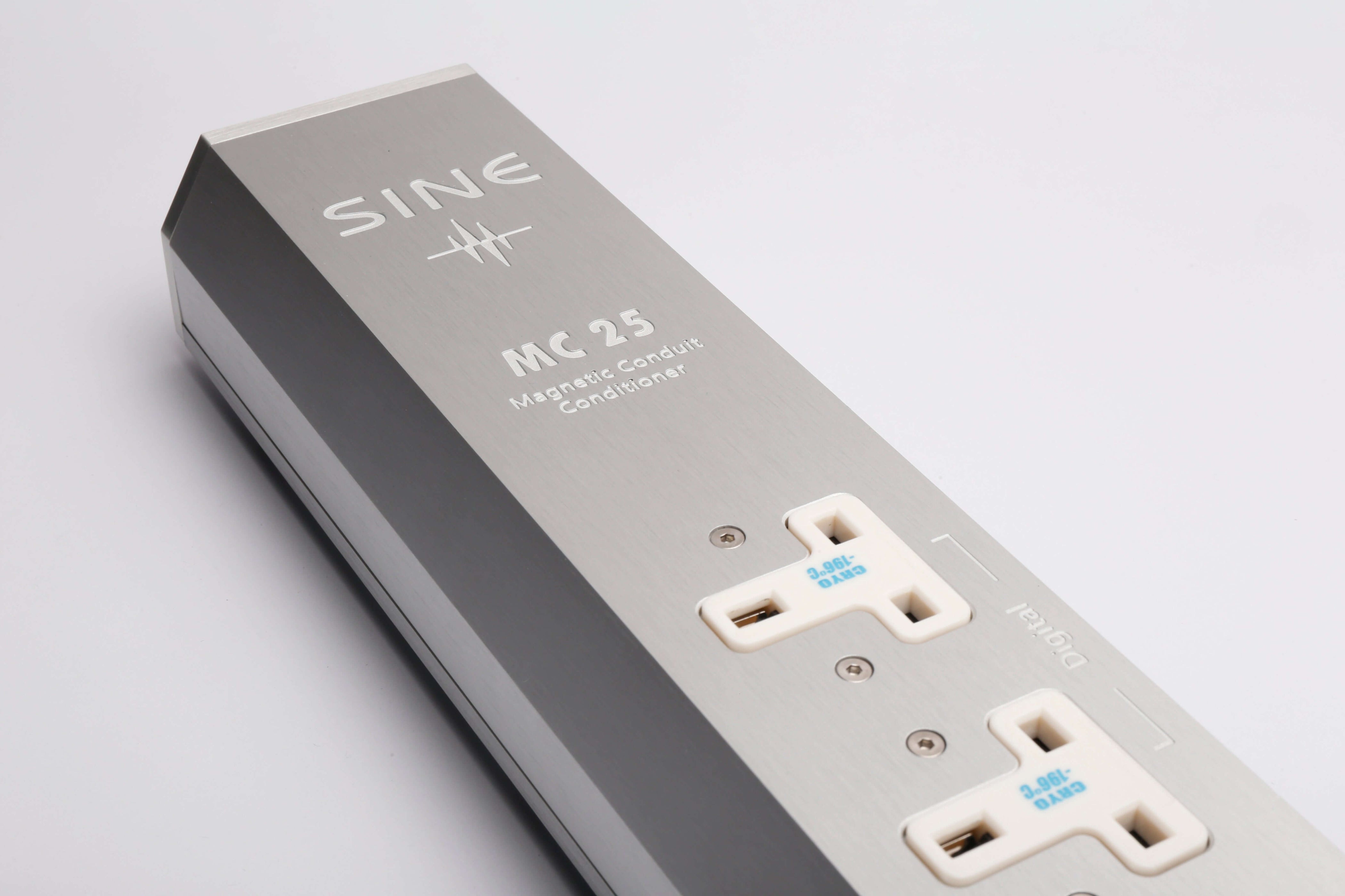 SINE MC25 Power Conditioner with Surge Protection — The Audio Co.