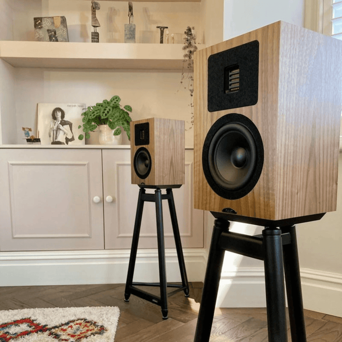 Neat Acoustics Petite Classic Bookshelf Speaker [Pair] | The Audio Co.