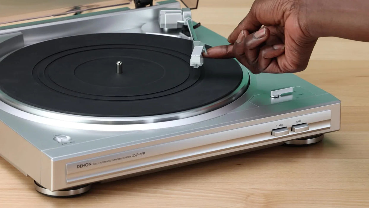 Denon DP-29F Fully Automatic Belt-Drive Turntable - Turntable