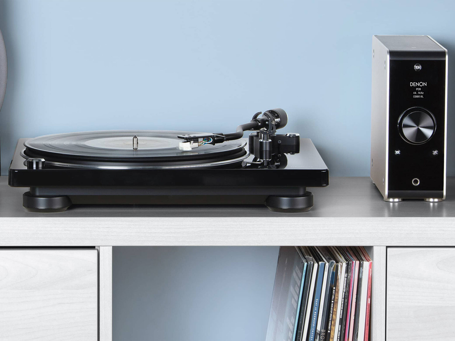 Denon DP-400 Semi Automatic Belt-Drive Turntable