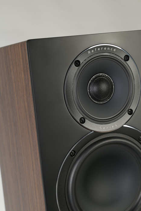 ELAC UniFi Reference UBR62 Bookshelf Speaker [Pair]