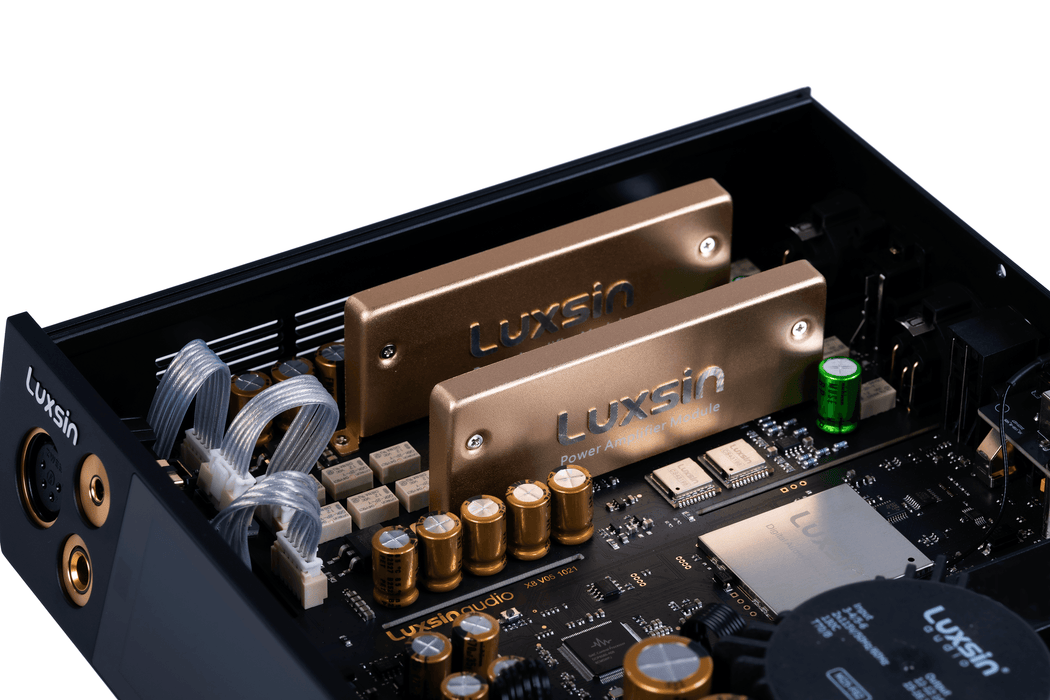 Luxsin X8 DAC, Preamplifier & Headphone Amplifier | The Audio Co.