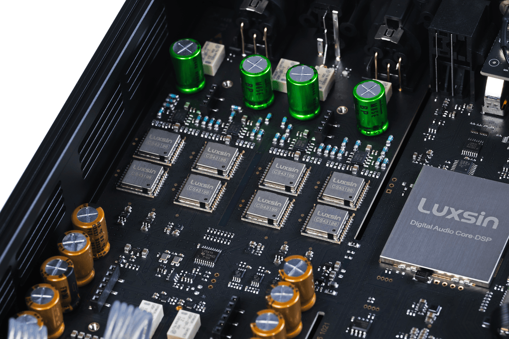Luxsin X8 DAC, Preamplifier & Headphone Amplifier | The Audio Co.