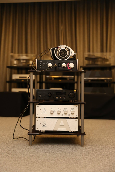 TiGLON Magnesia MPR Compact Hi-Fi Rack