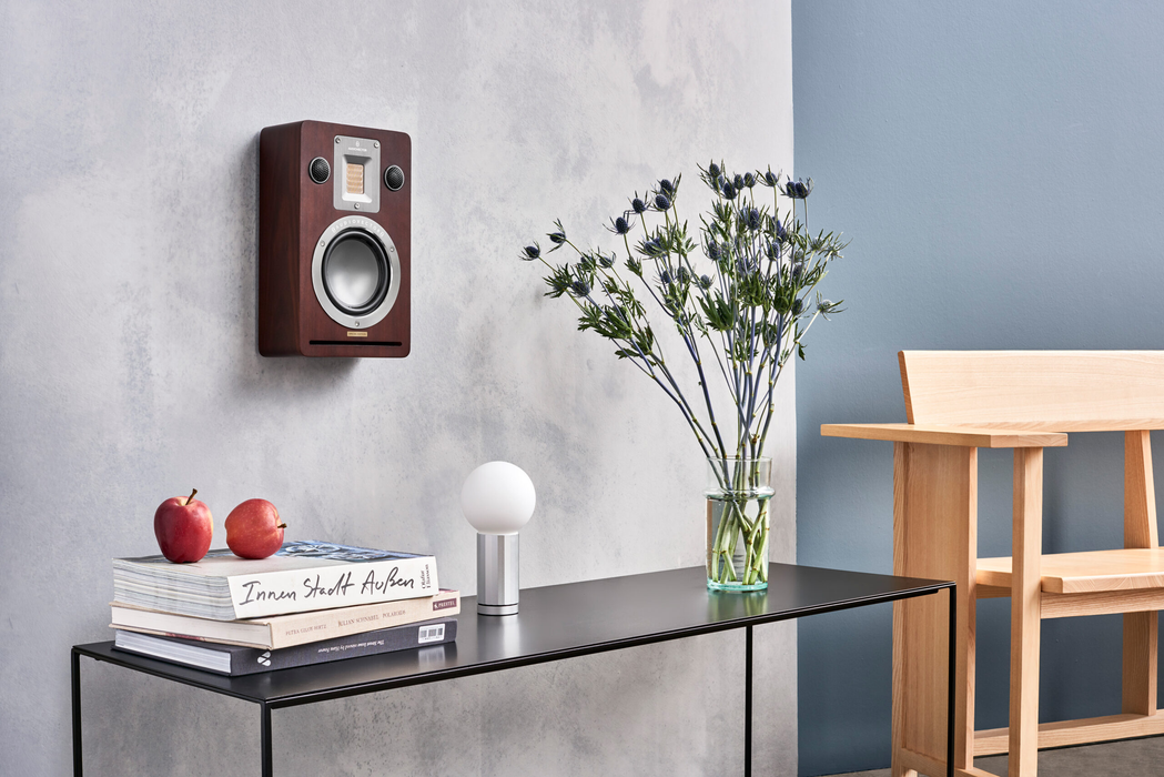 Audiovector QR Wall SE On Wall Surround Speaker [Pair]