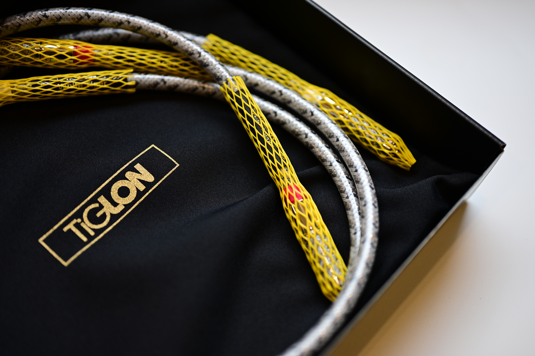 TiGLON TPL-GT3000R-WT 'White Tiger' RCA Interconnect Cable