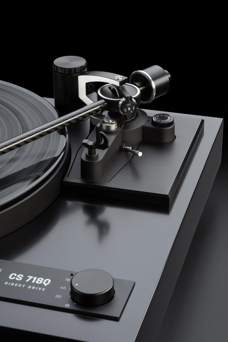 Dual CS 718Q Direct-Drive Turntable