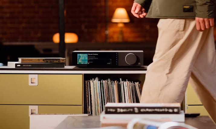 Cambridge Evo 300 Music Streamer Amplifier