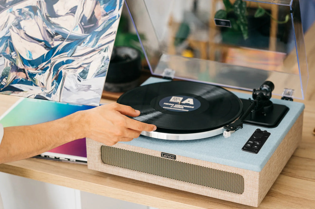 LENCO LS-440 Record Player with Built-in Speakers - Turntable