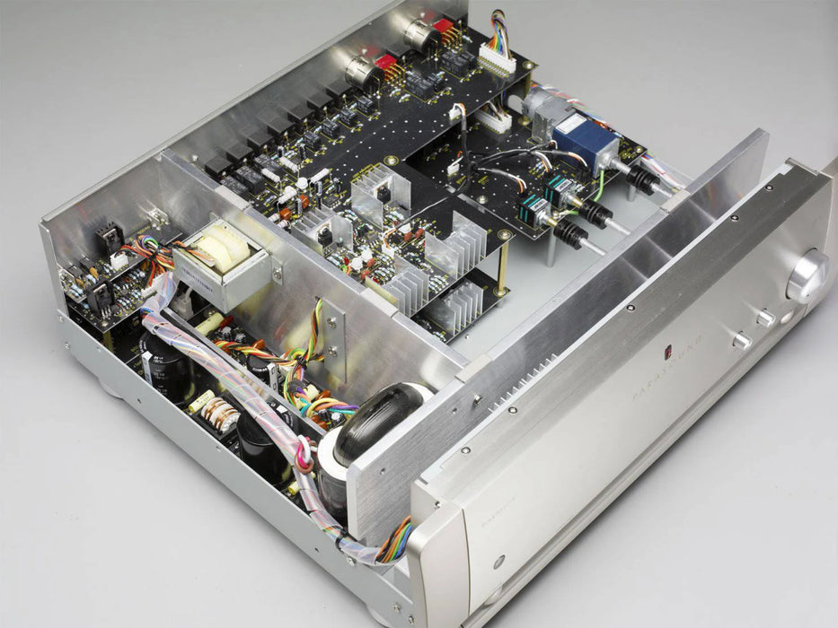 Parasound JC2 BP Halo - Audiophile Stereo Preamplifier - The Audio Co.