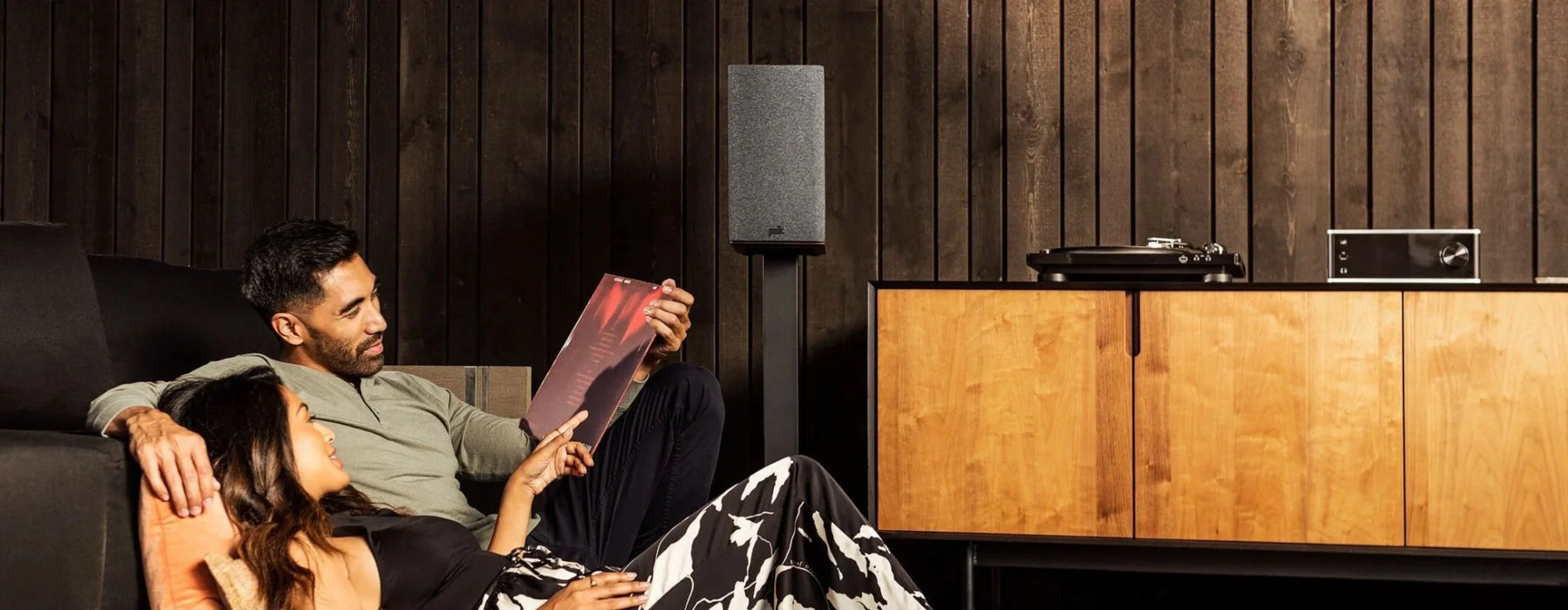 Polk Reserve R100 Bookshelf Speaker (Pair) - Home Speaker
