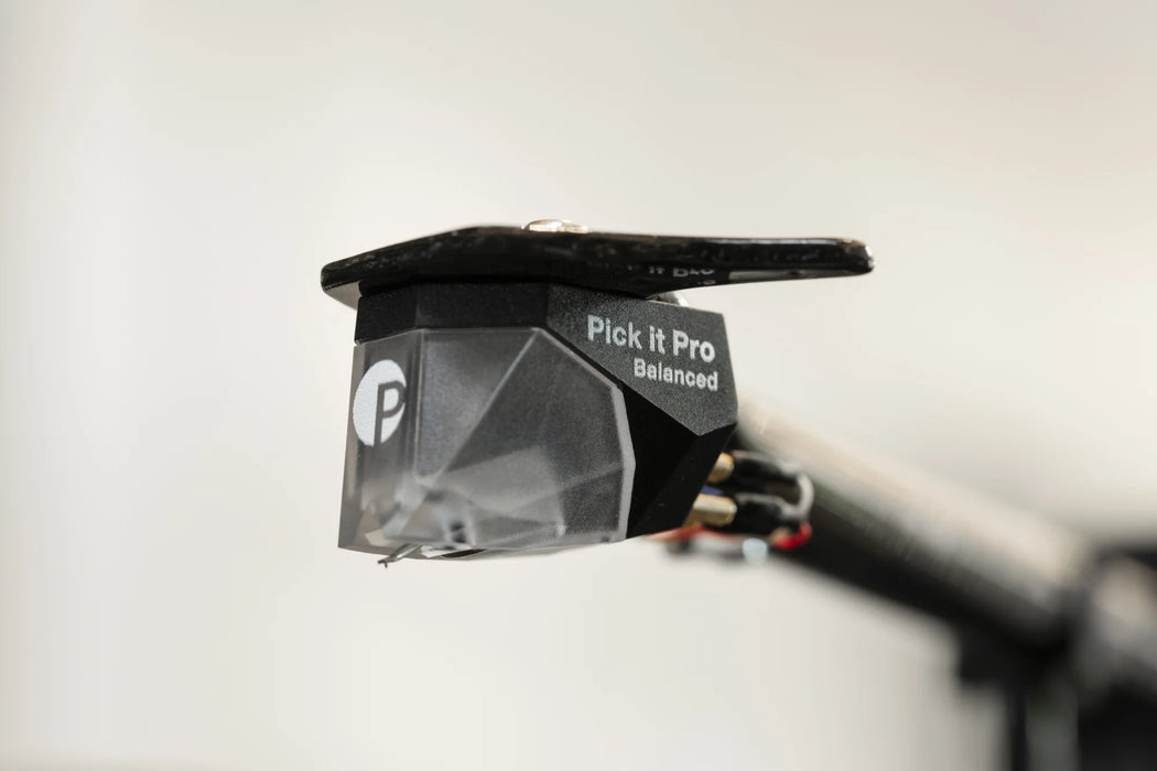 Pro-Ject Debut PRO B Vinyl Turntable - Turntable