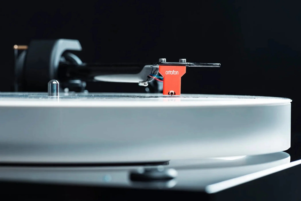 Pro-Ject X2 B Vinyl Turntable - The Audio Co.