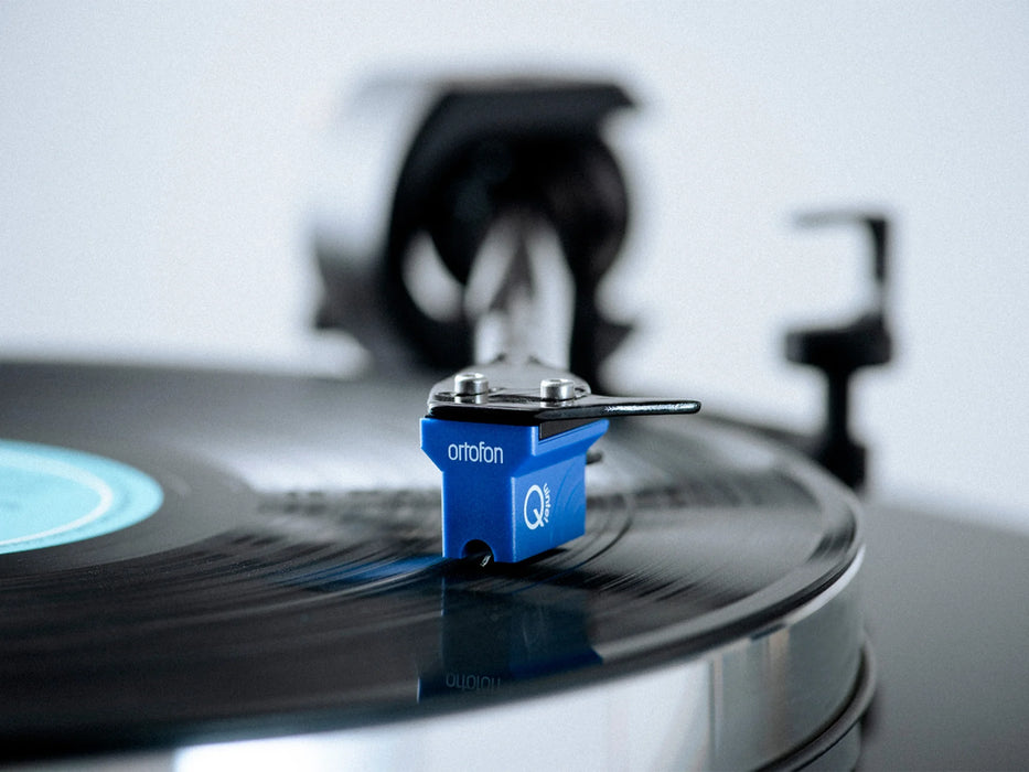 Pro-Ject X8 B Vinyl Turntable - Turntable