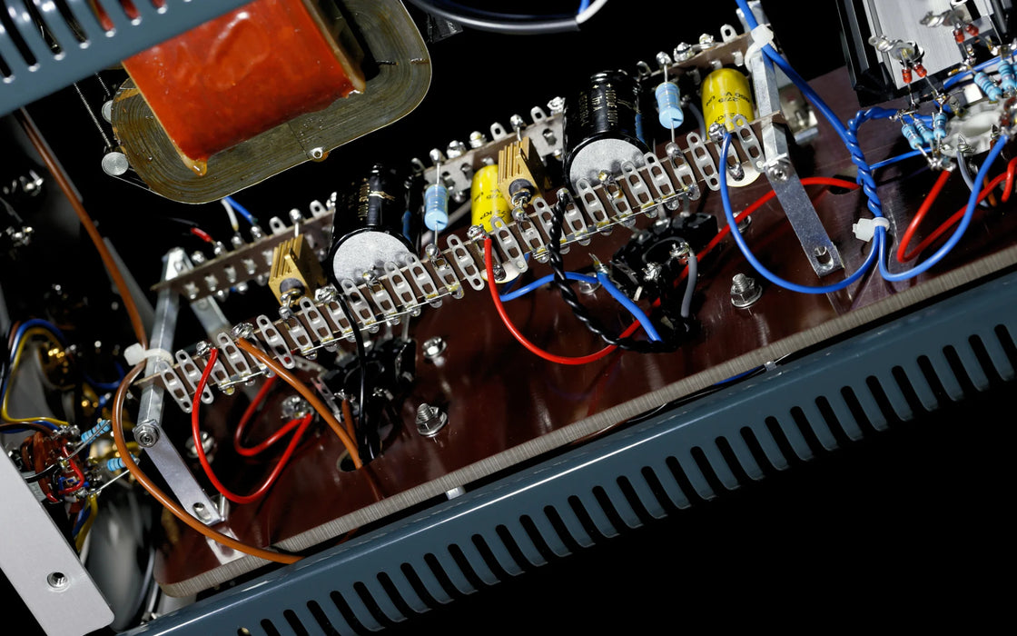 Thöress F2a11 Integrated Tube Amplifier - Integrated Amplifier